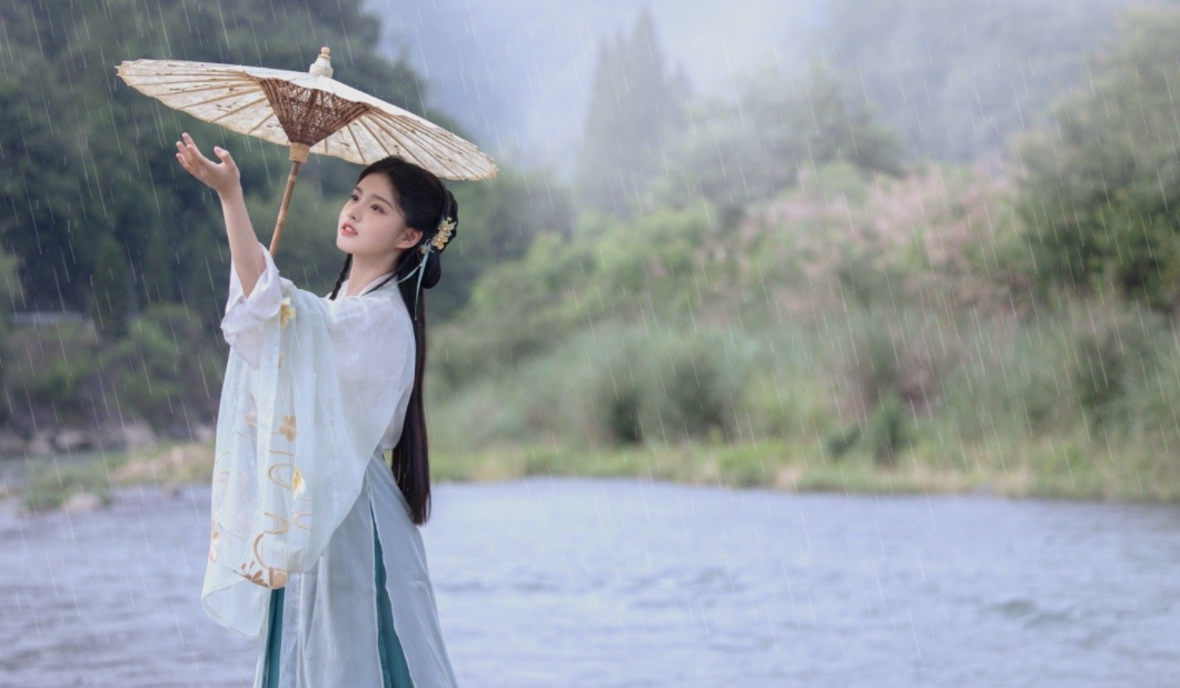 14歲童星拍國(guó)風(fēng)cos多絕 美成了神仙姐姐劉亦菲？插圖7