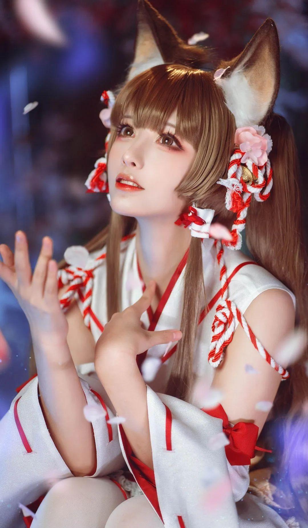 優(yōu)莉娜，俏皮的巫女《盾之勇者成名錄：浪潮》插圖3